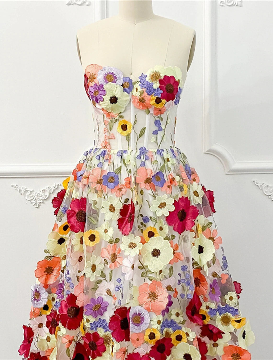 Wholesale A-Line Cocktail Dresses Floral Dress Wedding Guest Summer Knee Length Sleeveless Strapless Tulle with Appliques